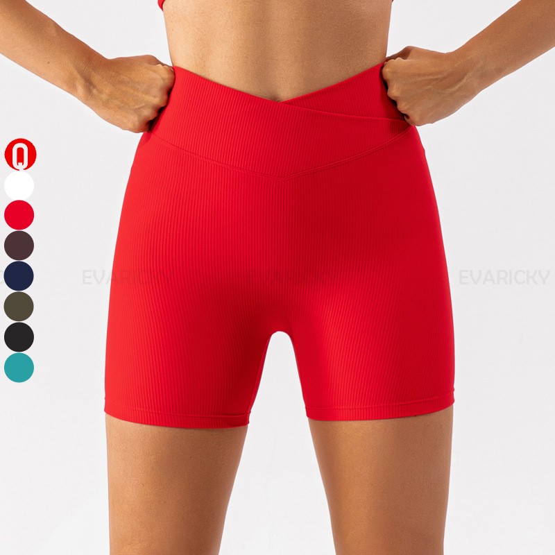 V-cross-yogashorts aan de voorkant